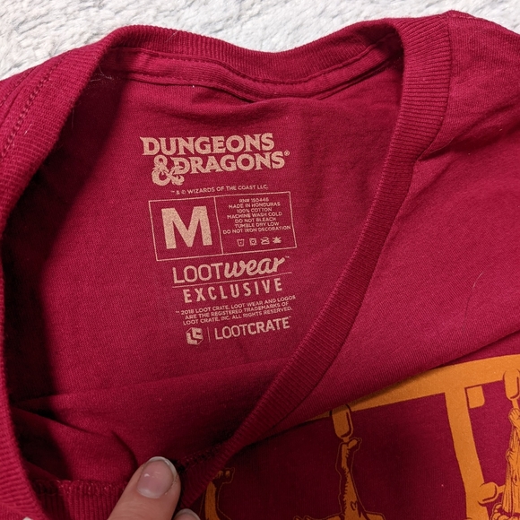 D&D dungeons and dragons tee shirt medium unisex mens women's loot crate - Picture 2 of 3